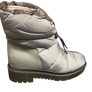 NWT Guess Women’s Leeda 2 Cold Weather Winter Snow Boots Gray Size 8.5